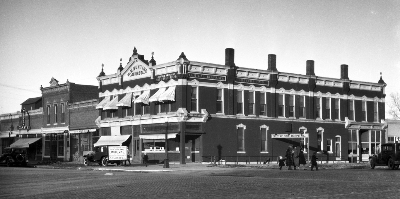 Bunting Building, 1934.
